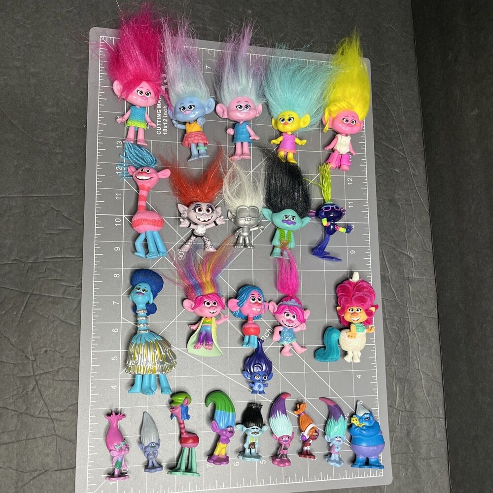 Hasbro DREAMWORKS Trolls Movie Collectible Dolls Action Figures Mixed Lot Of 25